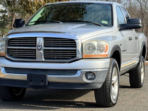 Used 2006 Dodge Ram 1500 Truck SLT image 27