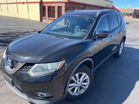 Used 2016 Nissan Rogue SV w/ SV Premium Package image 1