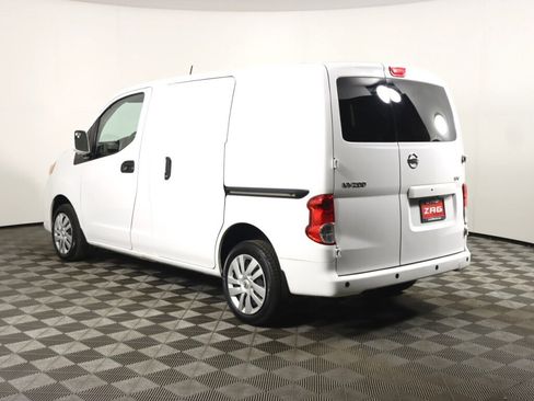 Used 2021 Nissan NV200 SV w/ Sliding Door Glass Package image 3