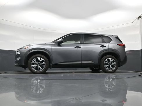 Used 2023 Nissan Rogue SV FWD image 19