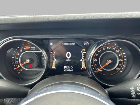 Certified 2022 Jeep Wrangler Unlimited Sahara image 29