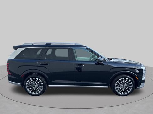 Used 2026 Hyundai Palisade Calligraphy AWD/4WD image 11