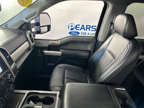 Used 2021 Ford F450 Lariat w/ Lariat Ultimate Package AWD/4WD image 29