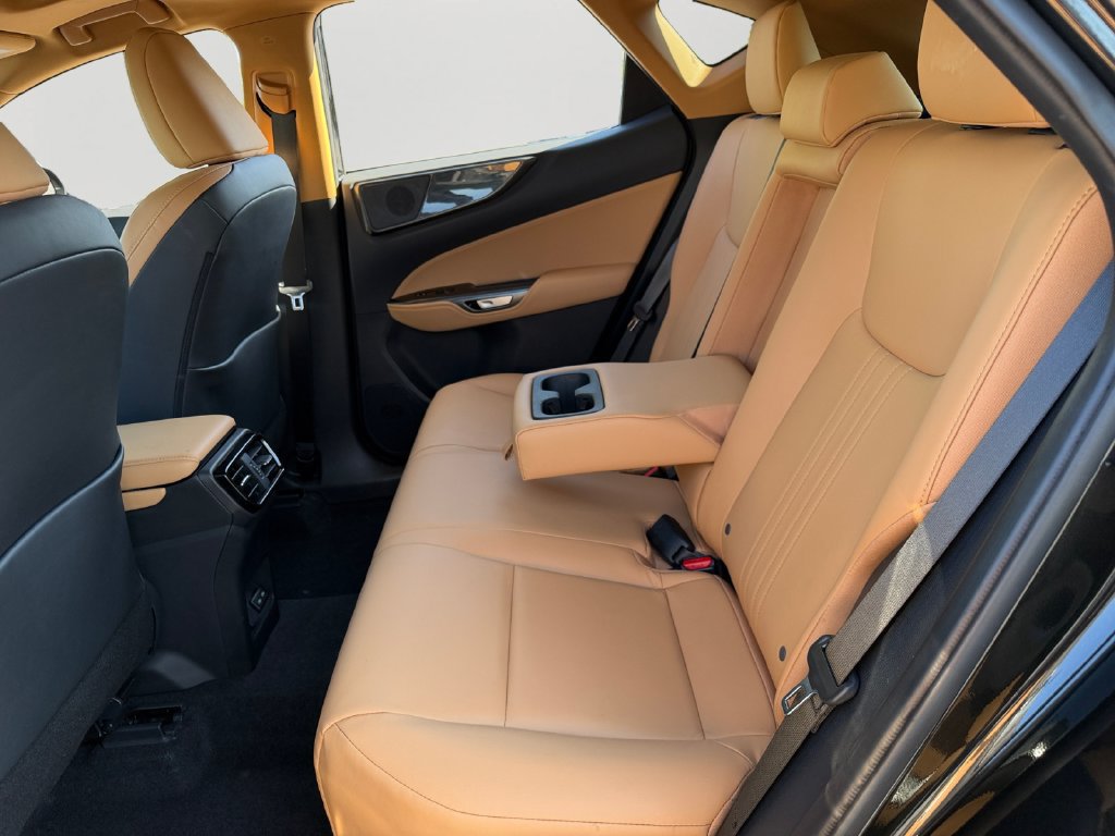Certified 2025 Lexus NX 350 AWD w/ Accessory Package (2T) image 11