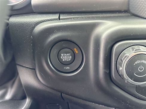 Used 2023 Jeep Wrangler Unlimited Sport AWD/4WD image 16