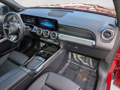 Certified 2026 Mercedes-Benz GLB 35 AMG 4MATIC image 18