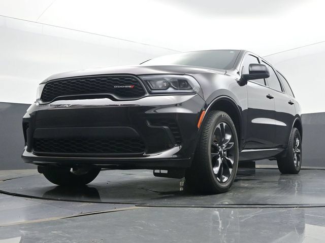 Used 2025 Dodge Durango GT w/ Blacktop Package AWD/4WD image 46