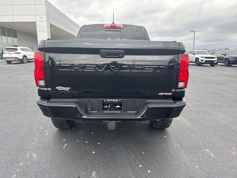 Used 2023 Chevrolet Colorado ZR2 w/ ZR2 Convenience Package III image 4