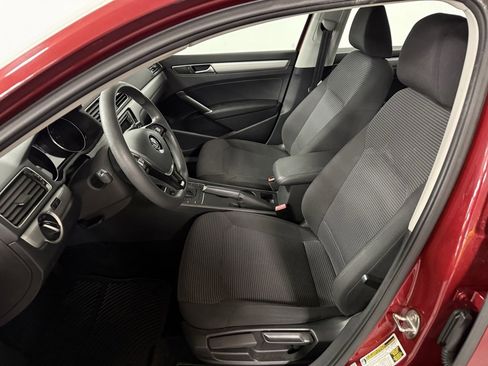 Used 2016 Volkswagen Passat 1.8T S image 9