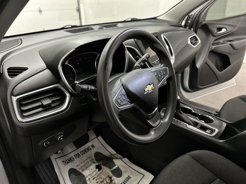 Used 2019 Chevrolet Equinox LT image 14