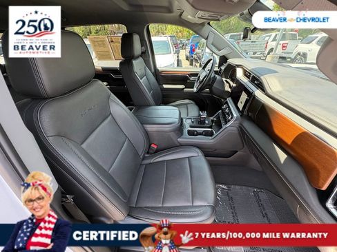 Used 2024 GMC Sierra 1500 Denali w/ Technology Package AWD/4WD image 23