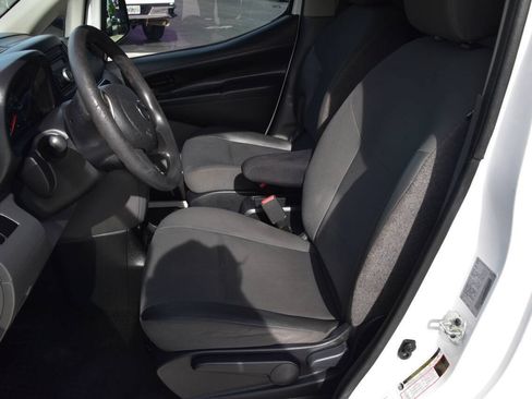 Used 2017 Nissan NV200 S w/ Back Door Glass Package FWD image 9