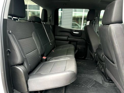 Used 2024 Chevrolet Silverado 1500 Custom Trail Boss w/ LPO, Dark Essentials Package image 12