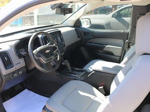 Used 2018 Chevrolet Colorado W/T w/ WT Convenience Package image 16