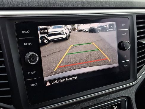 Used 2019 Volkswagen Atlas SE w/ Towing Package image 20