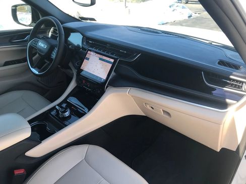 Used 2023 Jeep Grand Cherokee Sport Utility 4D image 52