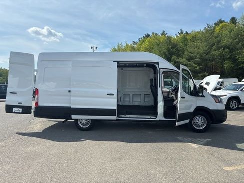 Used 2024 Ford Transit 350 148 High Roof Extended AWD image 10