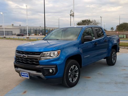 Used 2022 Chevrolet Colorado Z71 w/ Safety Package image 9