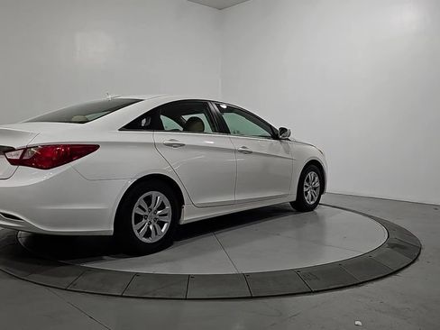 Used 2012 Hyundai Sonata GLS FWD image 5