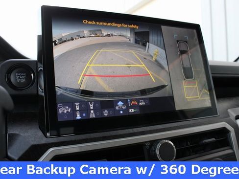 Used 2024 Toyota Tacoma Limited image 3