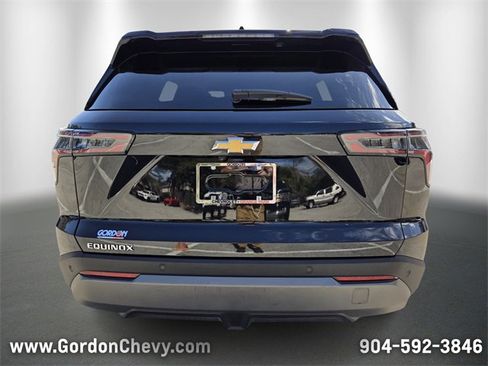 Certified 2025 Chevrolet Equinox LT image 4