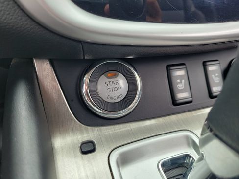 Used 2015 Nissan Murano SL AWD/4WD image 34