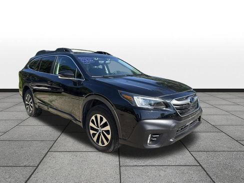 Used 2020 Subaru Outback Premium AWD/4WD image 3
