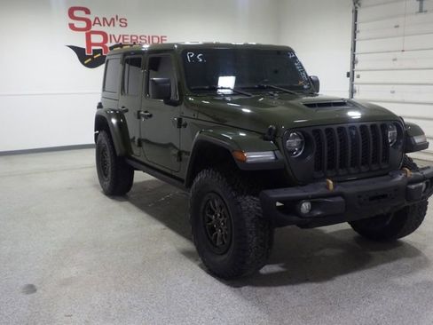 Used 2022 Jeep Wrangler Unlimited Rubicon w/ Trailer Tow Package image 5