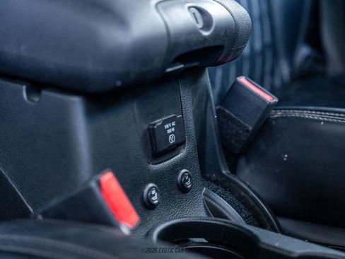 Used 2017 Jeep Wrangler Unlimited Rubicon w/ Connectivity Group AWD/4WD image 70