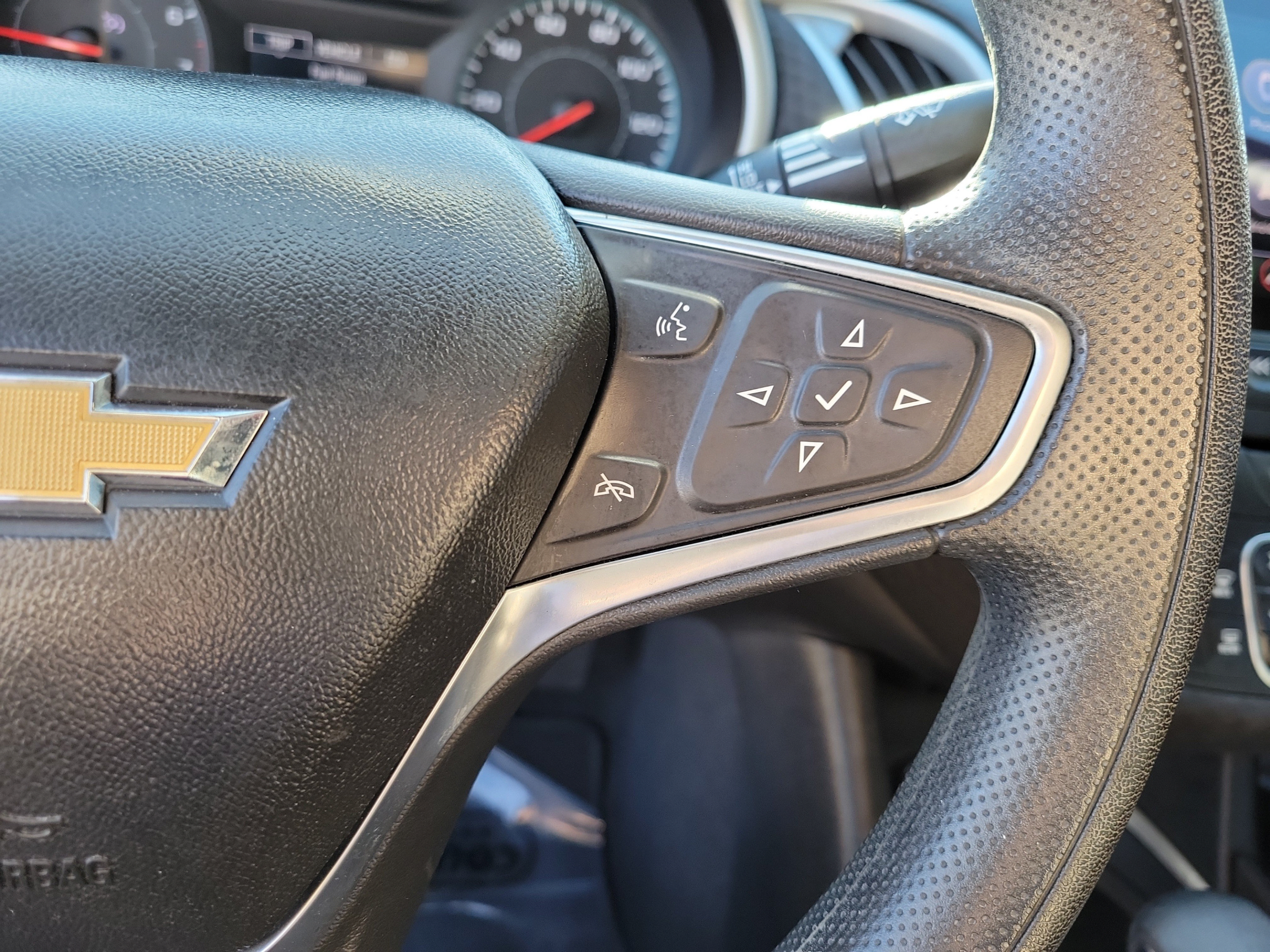 Used 2023 Chevrolet Malibu LT FWD image 24