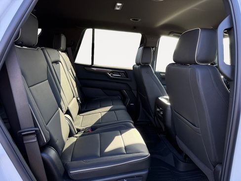 New 2026 GMC Yukon Elevation image 18