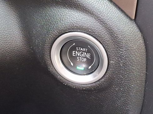 Used 2019 Chevrolet Silverado 1500 High Country w/ High Country Premium Package image 25