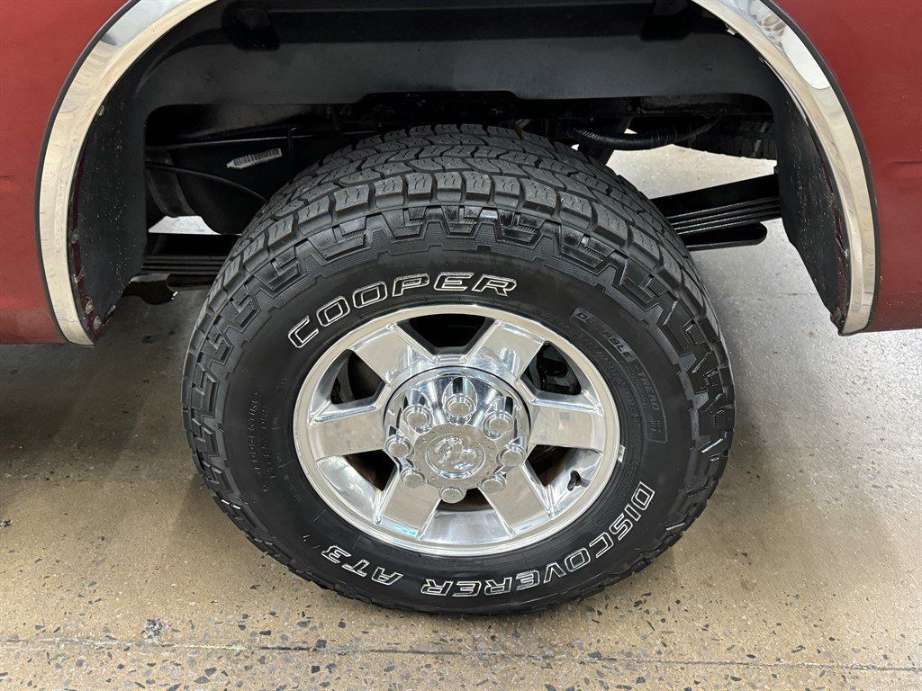 Used 2013 RAM 2500 SLT w/ Luxury Group AWD/4WD image 9