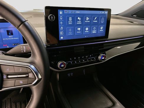 Used 2025 Honda Prologue Touring image 26
