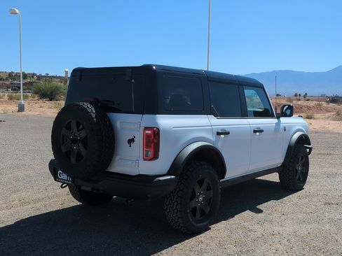 New 2025 Ford Bronco Big Bend w/ Black Diamond Package AWD/4WD image 3