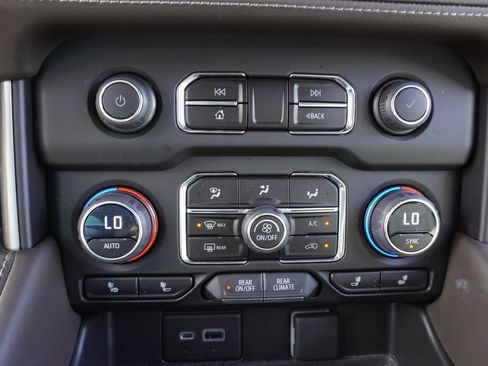 Certified 2023 Chevrolet Tahoe LT w/ Luxury Package image 19