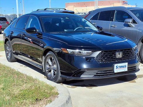 Used 2023 Honda Accord EX image 1
