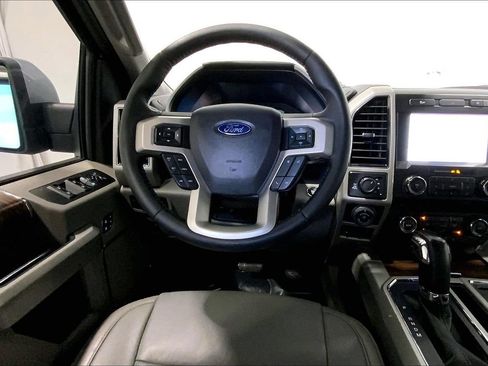 Used 2020 Ford F150 Lariat w/ Max Trailer Tow Package AWD/4WD image 4