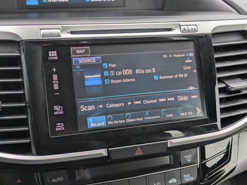 Used 2016 Honda Accord EX-L image 21