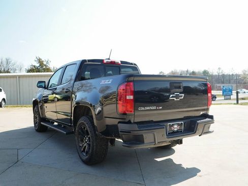 Used 2019 Chevrolet Colorado Z71 w/ Z71 Midnight Edition image 4