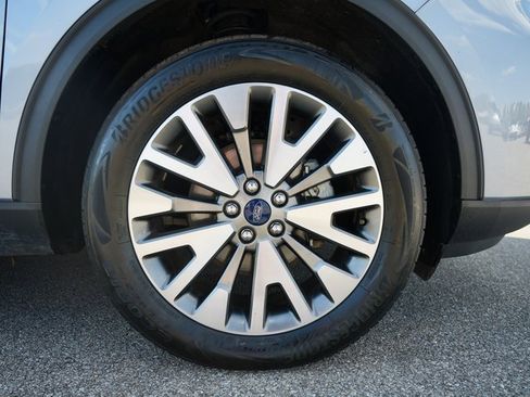 Used 2022 Ford Escape Titanium image 34