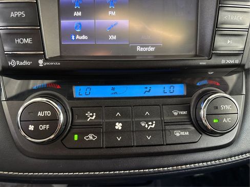 Used 2018 Toyota RAV4 XLE w/ Plus Extra Value Package FWD image 36