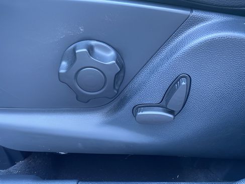 Certified 2019 Ford EcoSport Titanium image 9