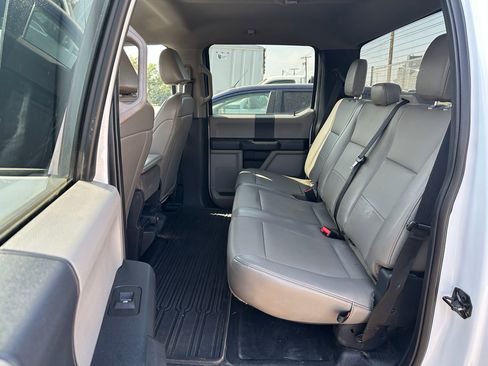 Used 2022 Ford F250 XL w/ Power Equipment Group image 10