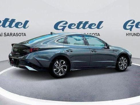 New 2025 Hyundai Sonata SEL image 8