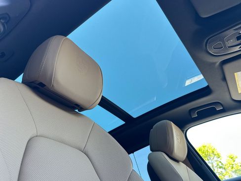 New 2026 Porsche Cayenne E-Hybrid AWD/4WD image 19