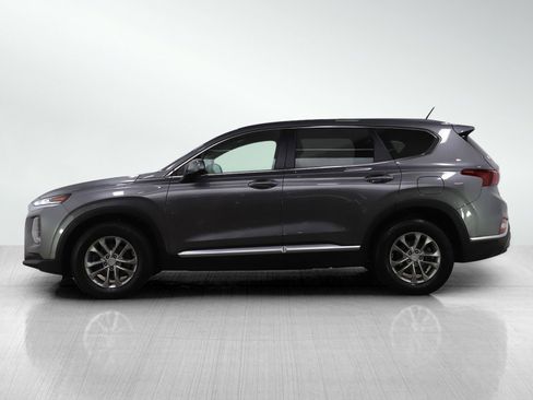 Used 2020 Hyundai Santa Fe SE image 2