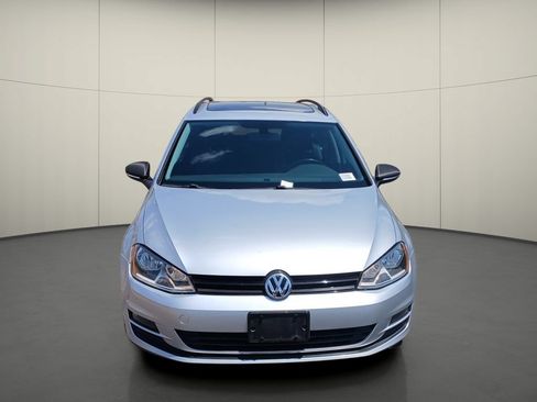 Used 2015 Volkswagen Golf TDI SEL FWD image 2