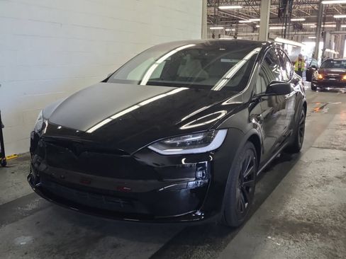 Used 2022 Tesla Model X Plaid AWD/4WD image 8