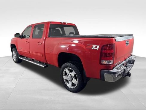 Used 2011 GMC Sierra 2500 SLT w/ SLT Convenience Package AWD/4WD image 7